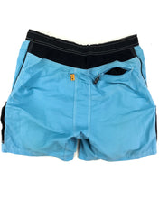 Load image into Gallery viewer, OAKLEY SOFTWARE Ventilated Mountain Bike Shorts (EARLY 2000’s)(30-35)