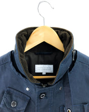 Load image into Gallery viewer, MACKINTOSH Heavy Waxed Detachable Vest Jacket