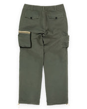 Load image into Gallery viewer, SAGE DE CRET Multi-Pocket Cargo Pants (Early 2000’s)(30-33”)