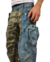 Load image into Gallery viewer, Talking About The Abstraction Illusion Cargos (2000s) (30)