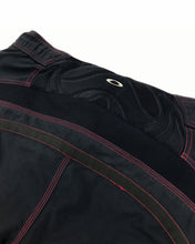 Load image into Gallery viewer, OAKLEY Ventilated Mountain Bike Shorts (Early 2000’s)(31-35)