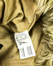 Load image into Gallery viewer, 20471120 HYOMA Furry Tote Bag (2011)