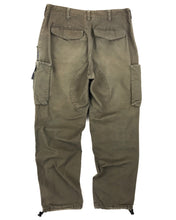 Load image into Gallery viewer, GOODENOUGH 8 pocket Cargo Pants (Early 2000’s)