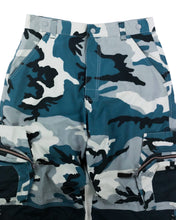 Load image into Gallery viewer, MACgear Baggy Camouflage Rave Cargo Pants (Early 2000’s) (30-33”)