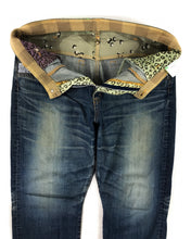 Load image into Gallery viewer, SWAGGER Rhinestone Patchwork Denim (Early 00’s)(32-34)