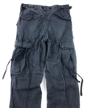 Load image into Gallery viewer, SLOWGUN Frayed Cargo Pants (2000’s)