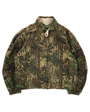Load image into Gallery viewer, Vintage Walls RealTree Cropped Hunting Jacket (1990’s)(M-L)
