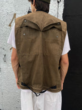 Load image into Gallery viewer, ARMANI EXCHANGE Multi-pocket Tactical Vest (Early 90’s)(L)
