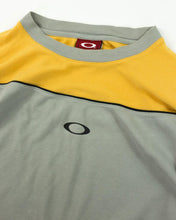 Load image into Gallery viewer, OAKLEY 2-Tone Graphic Long Sleeve w/ Piping Detail (Early 2000’s)(L)

