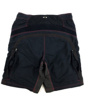 Load image into Gallery viewer, OAKLEY Ventilated Mountain Bike Shorts (Early 2000’s)(31-35)
