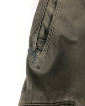 Load image into Gallery viewer, GOODENOUGH Double Pocket Cargos (Early 00’s)(32-34)
