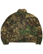 Load image into Gallery viewer, Vintage Walls RealTree Cropped Hunting Jacket (1990’s)(M-L)
