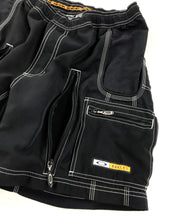 Load image into Gallery viewer, OAKLEY Software Ventilated Mountian Bike Shorts (Early 00’s)(30-35”)
